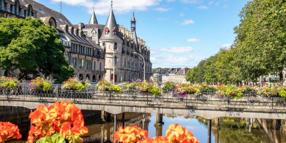 Апартаменти Quimper: T3 Avec Vue Cathedrale Proche Gare Екстер'єр фото